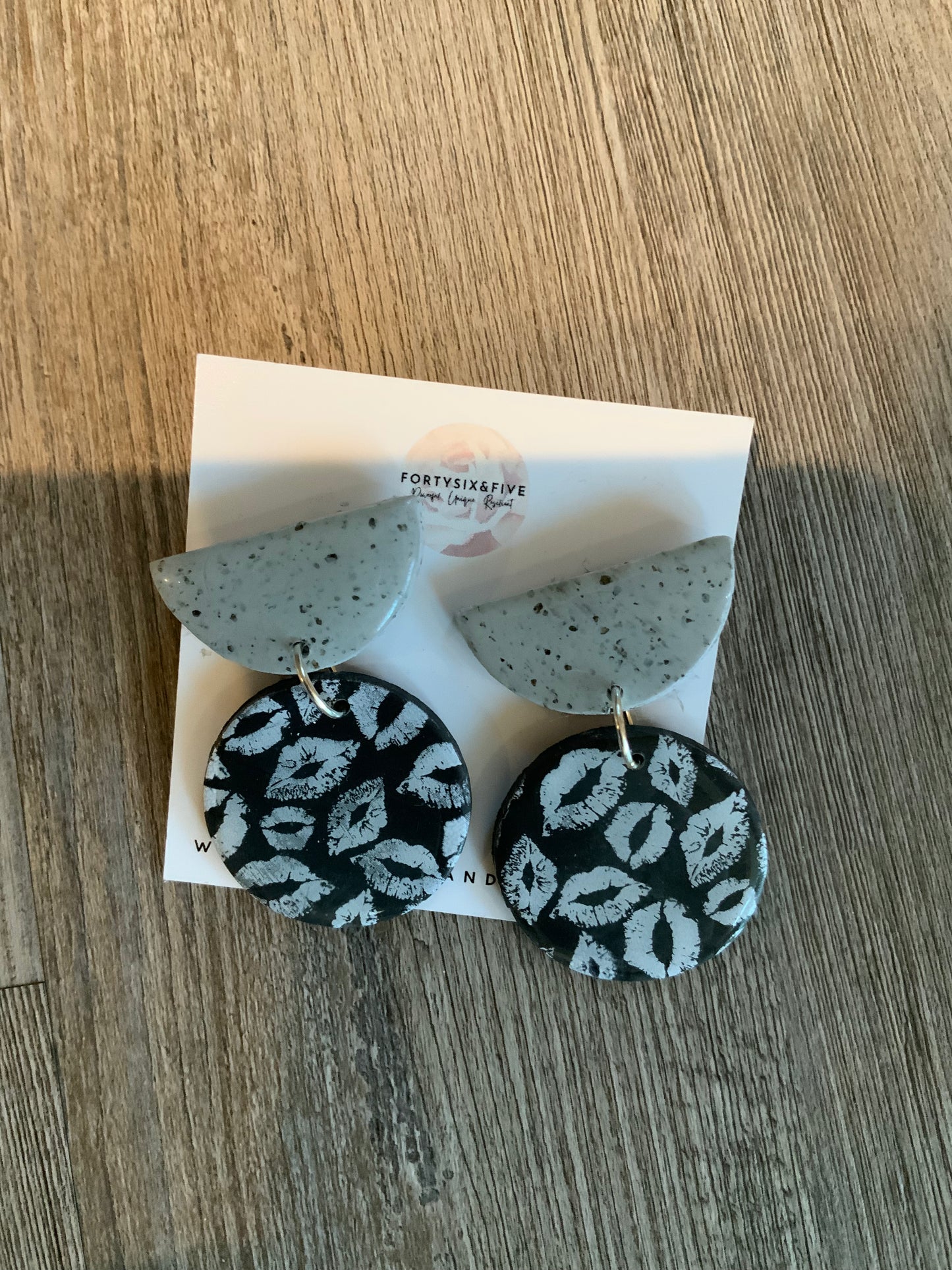 Self love Dangle earrings 1955