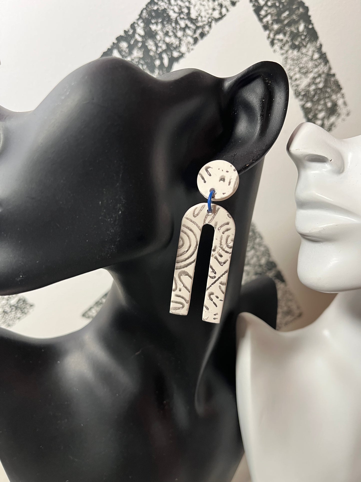 Black,white & blue skinny arch Earrings 1955