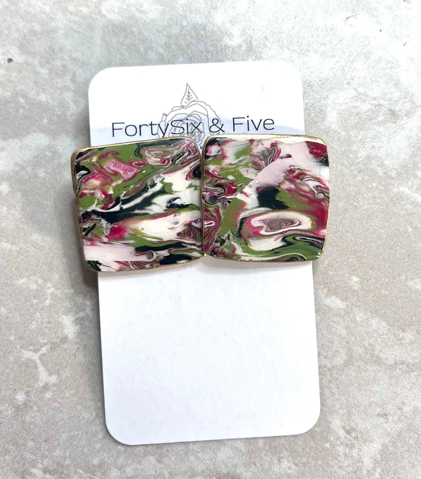 Prosperity midsized studs