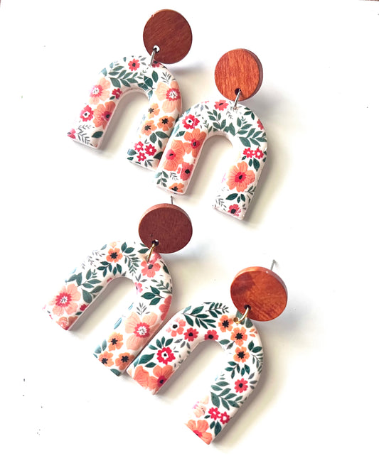 “Flora Vida”Wooden Topper Clay Earrings