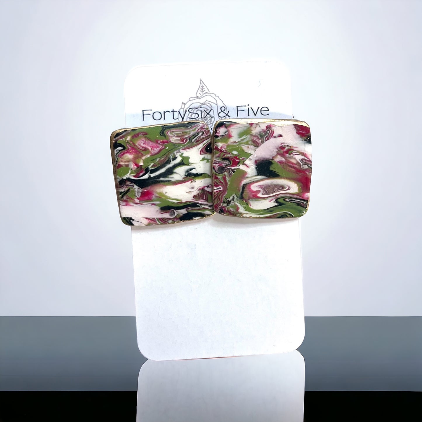 Prosperity midsized studs