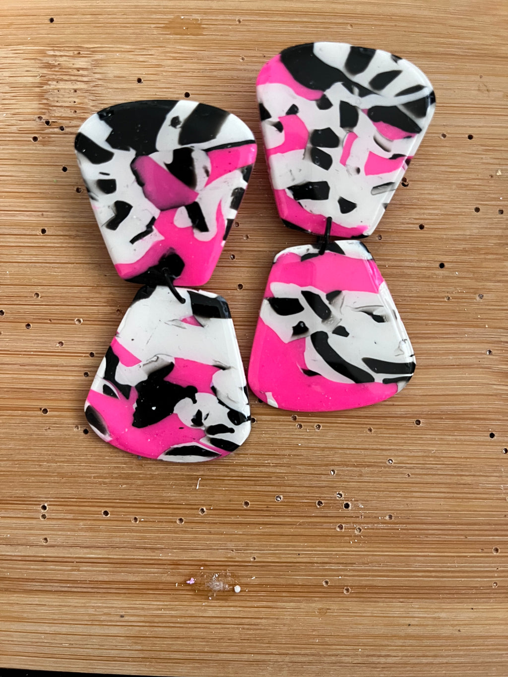 Party girl oversized stud