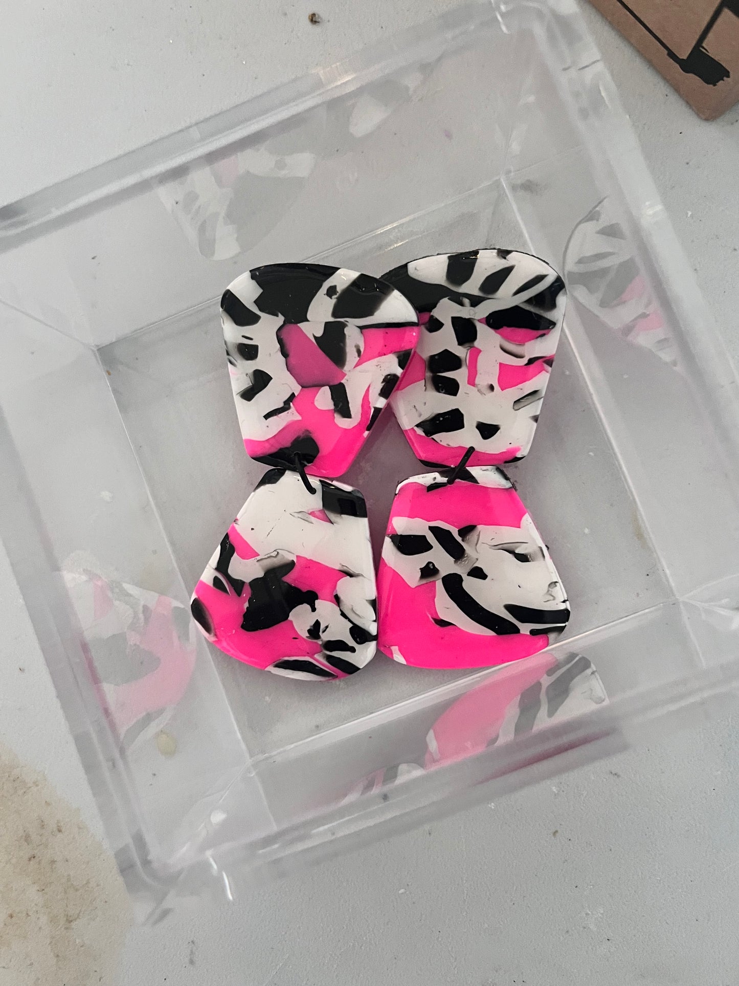 Party girl oversized stud