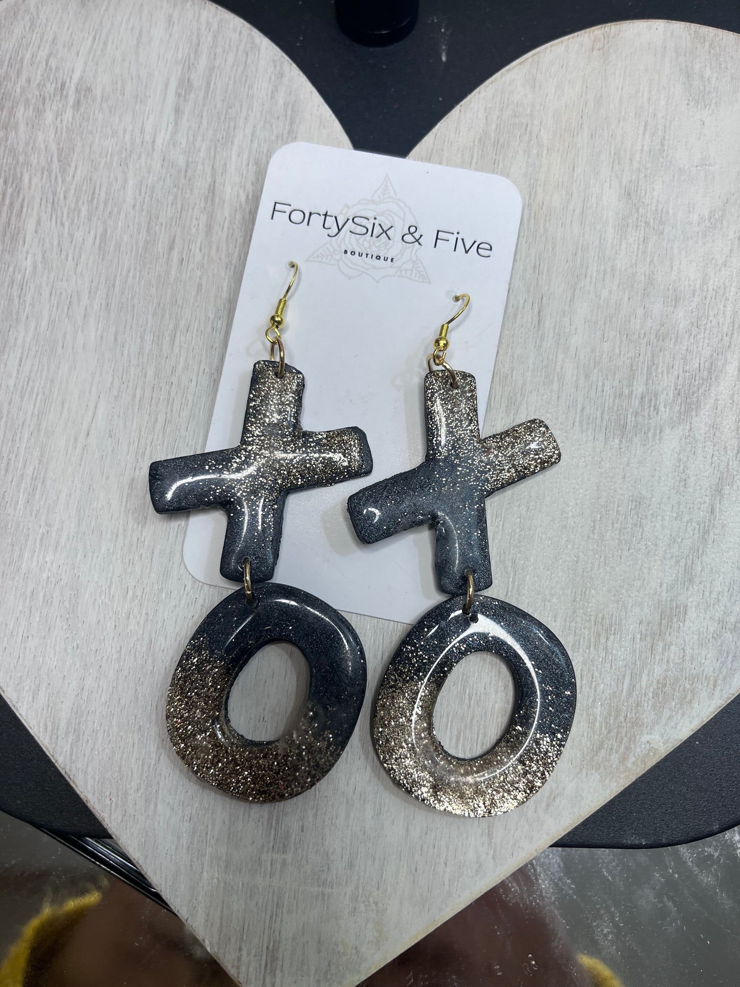 Black Valentine HEART EARRINGS