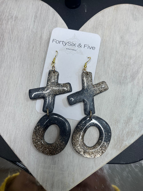 Black Valentine HEART EARRINGS