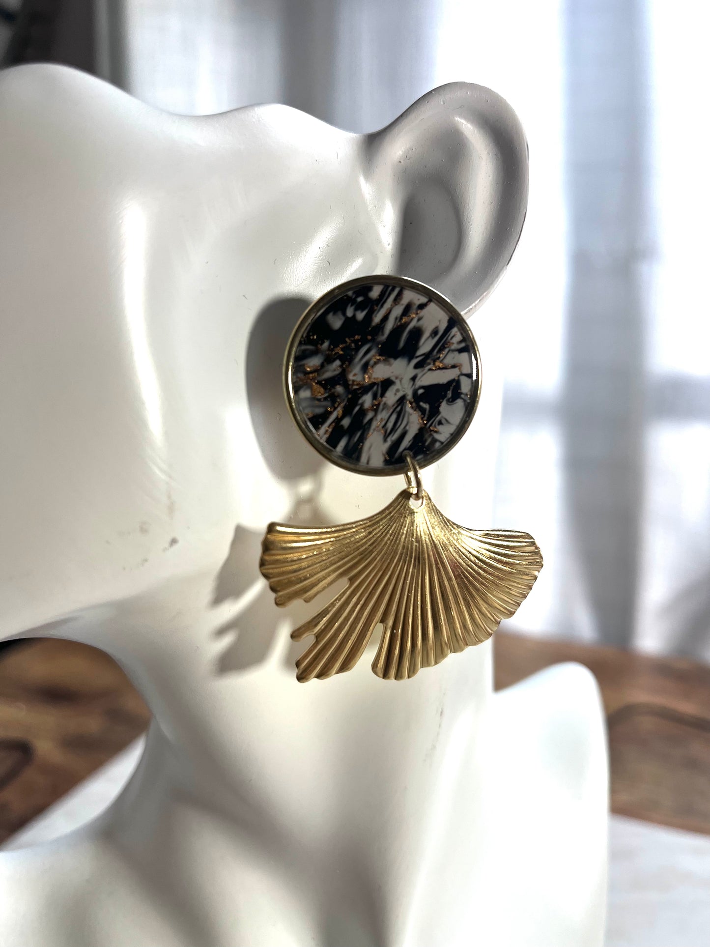 Prosperity medallion