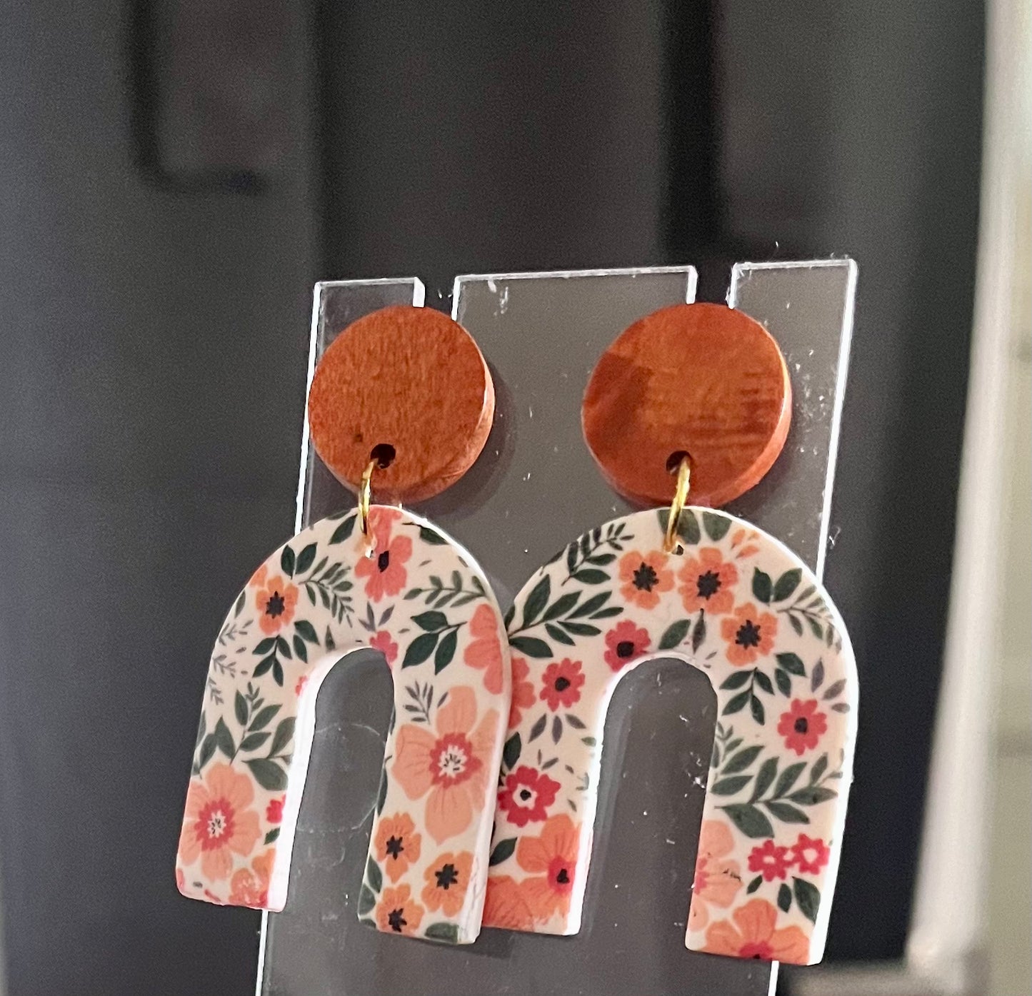 “Flora Vida”Wooden Topper Clay Earrings