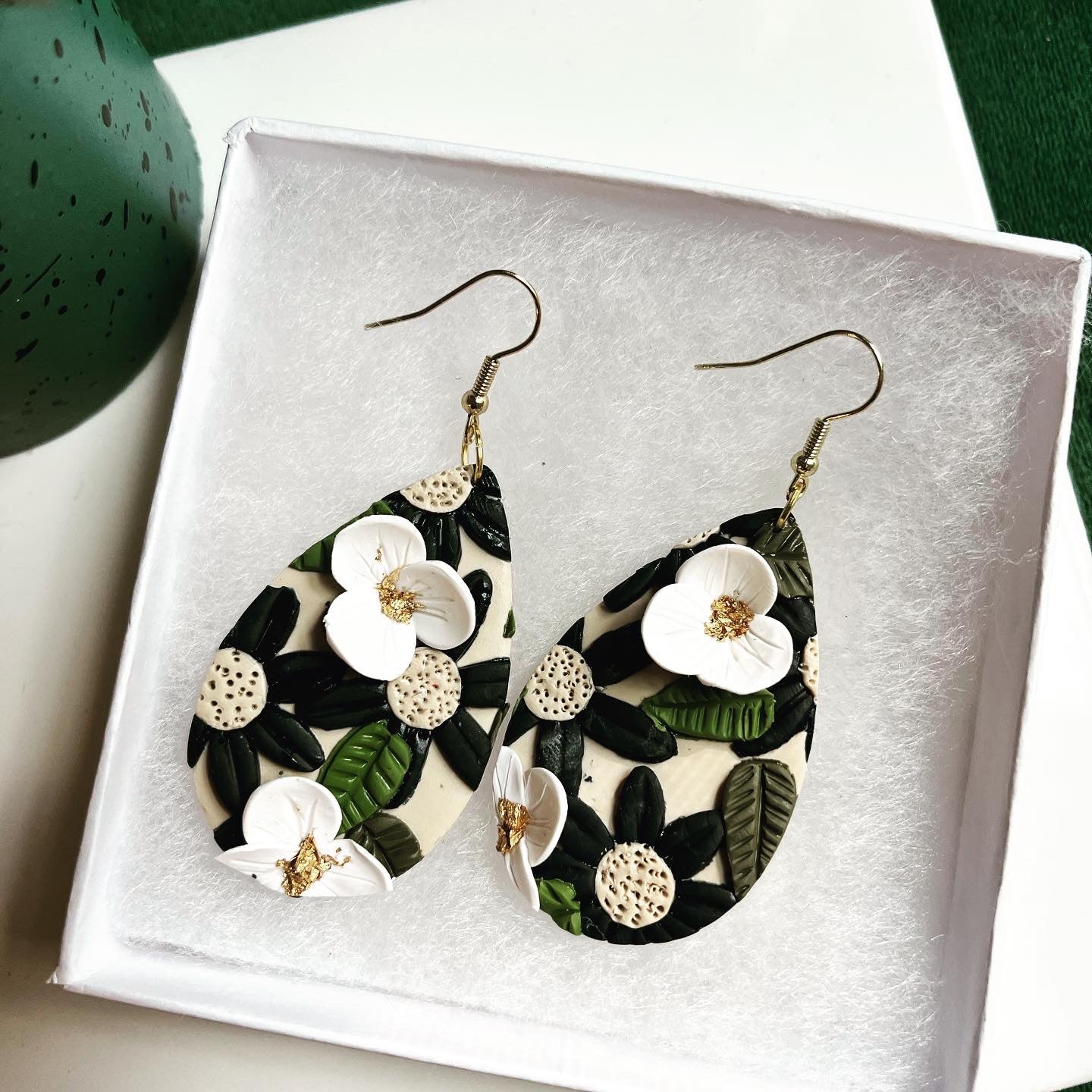 Botanical teardrops