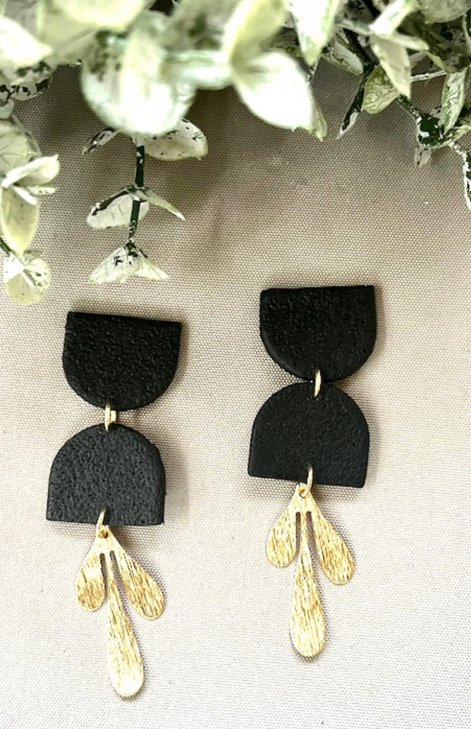 Summer Lovin Black Elegance II