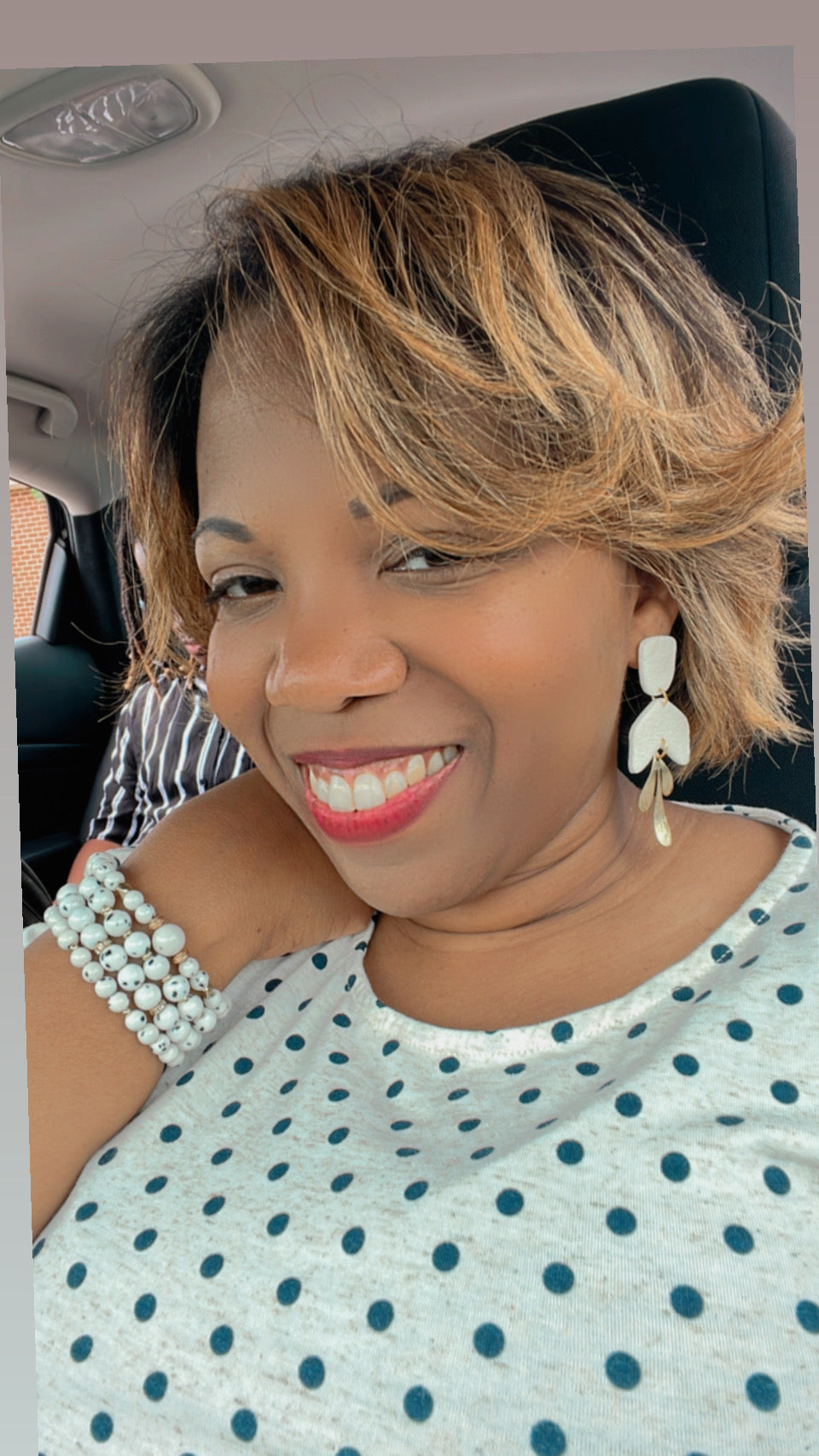 Summer Lovin’ ABENI gold dangles