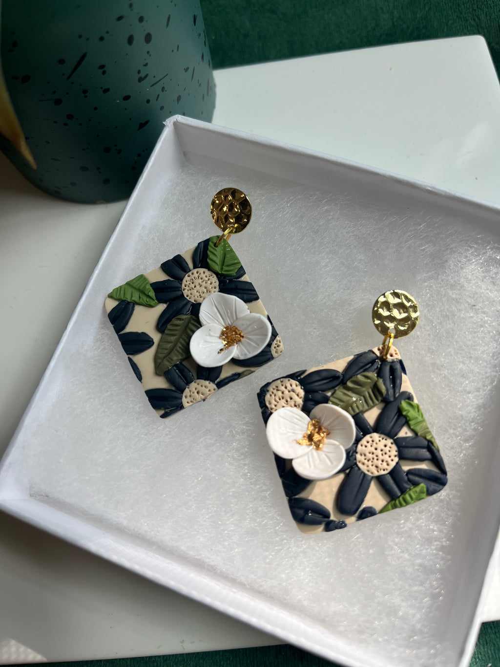 Botanical Aerie