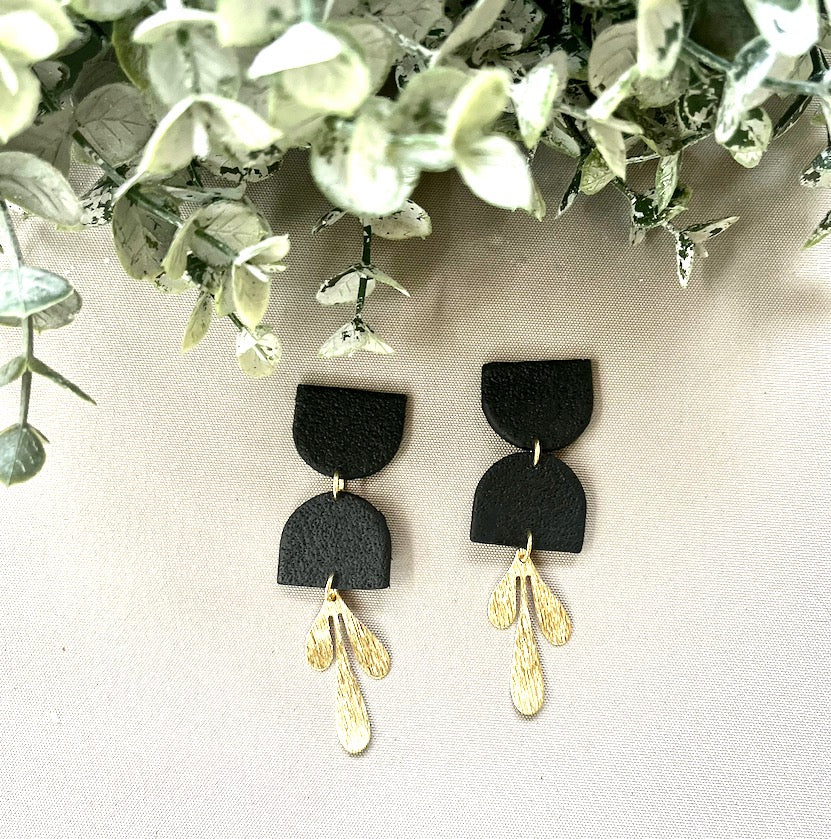 Summer Lovin Black Elegance II