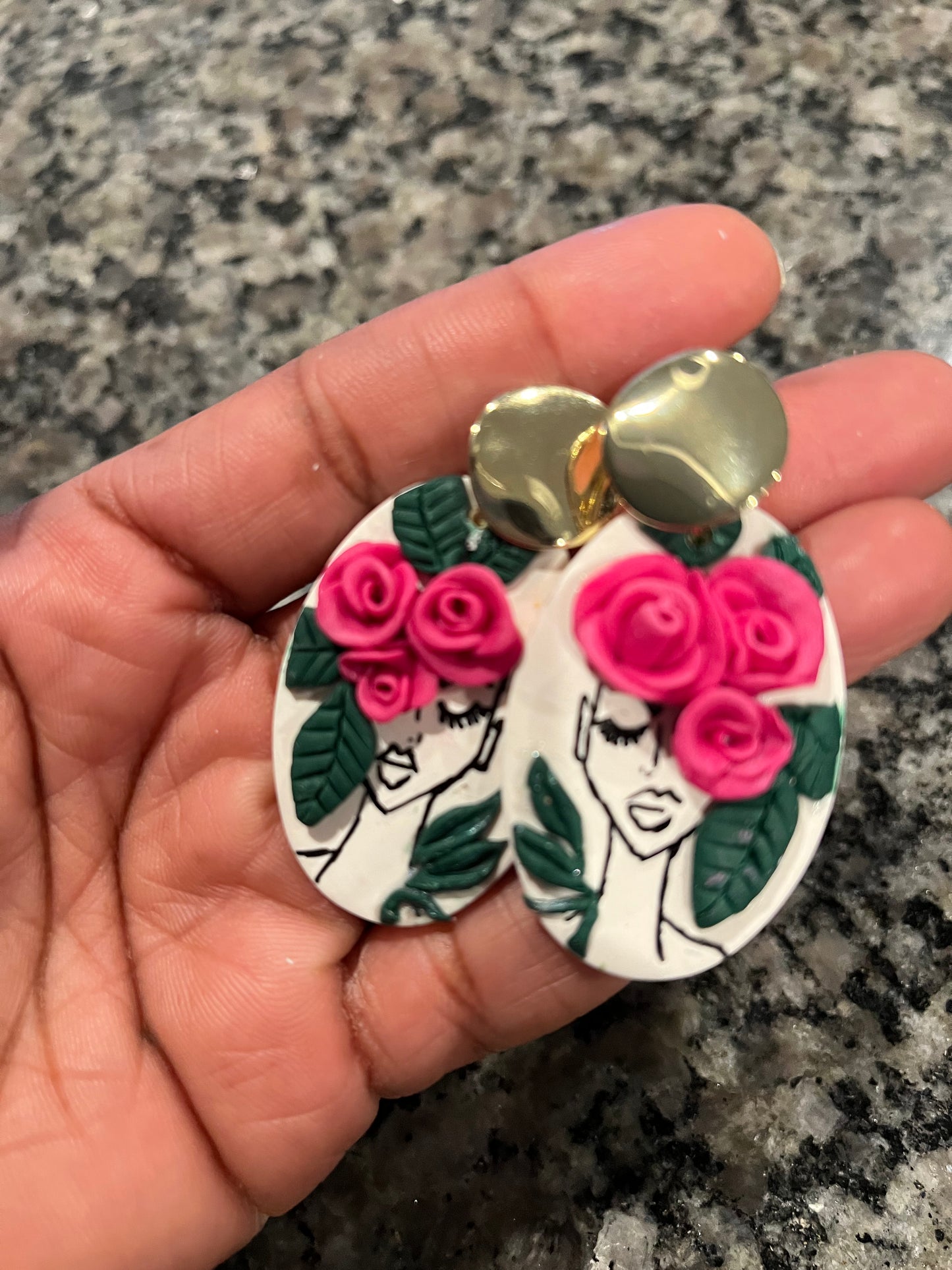 Pink Lady Dangle dangle wooden earrings 1955