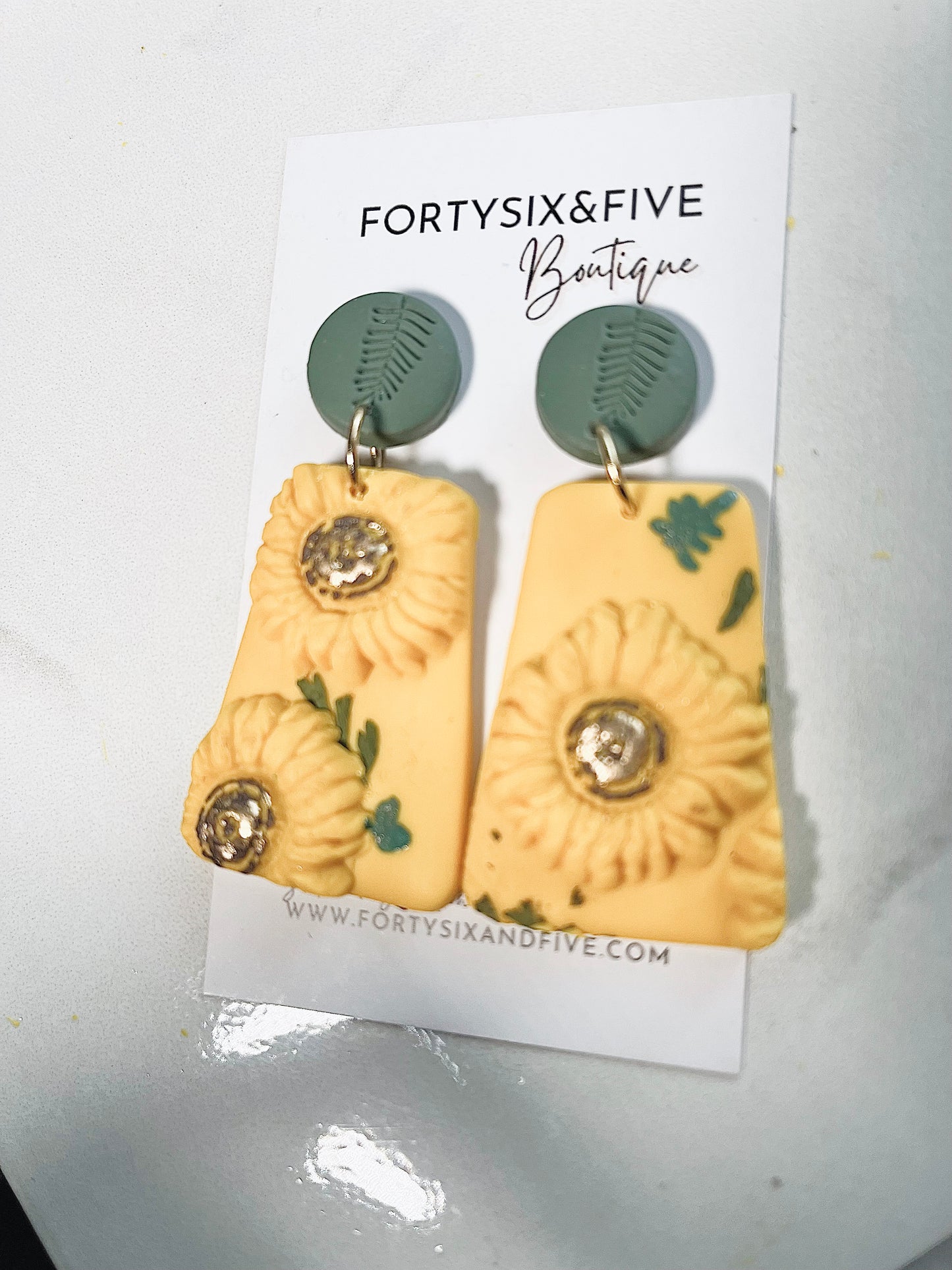 Sunshine sunflower Fall Earrings  1955