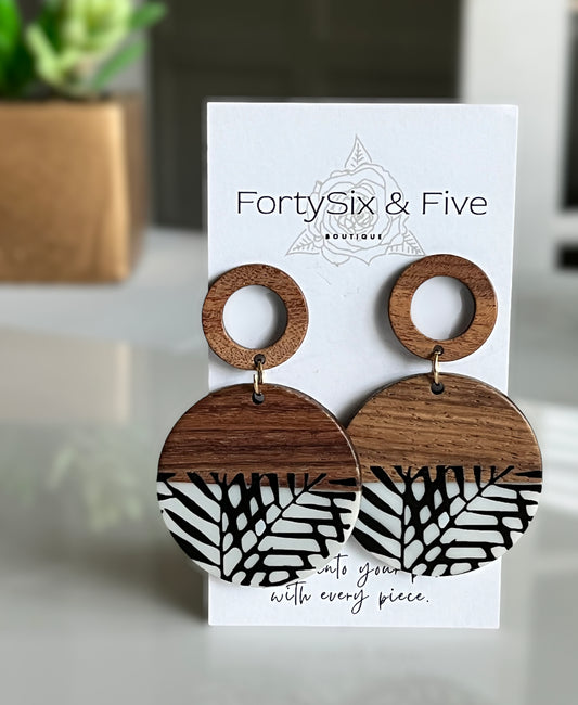 Wooden infinity Earrings  1955