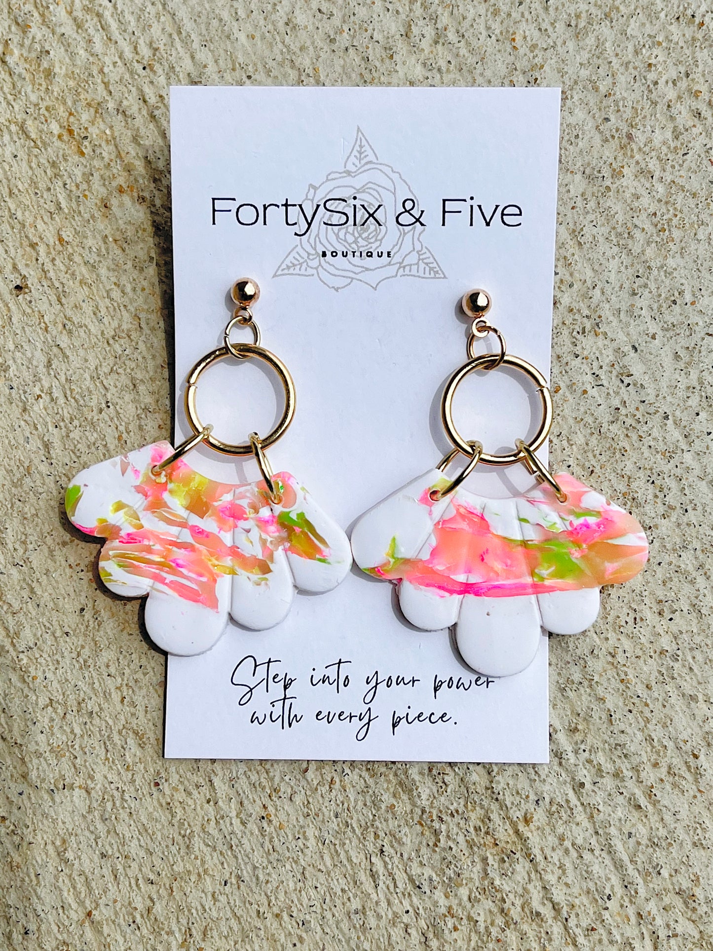 Apricot Mae Earrings  1955