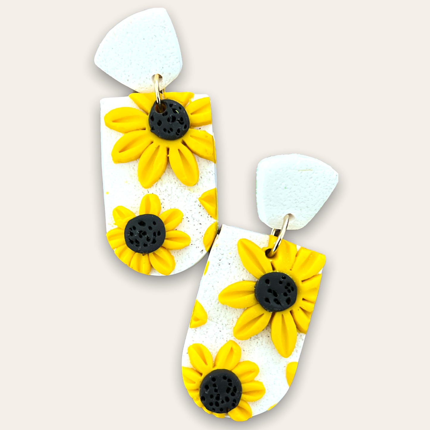 White sunflower Fall Earrings  1955