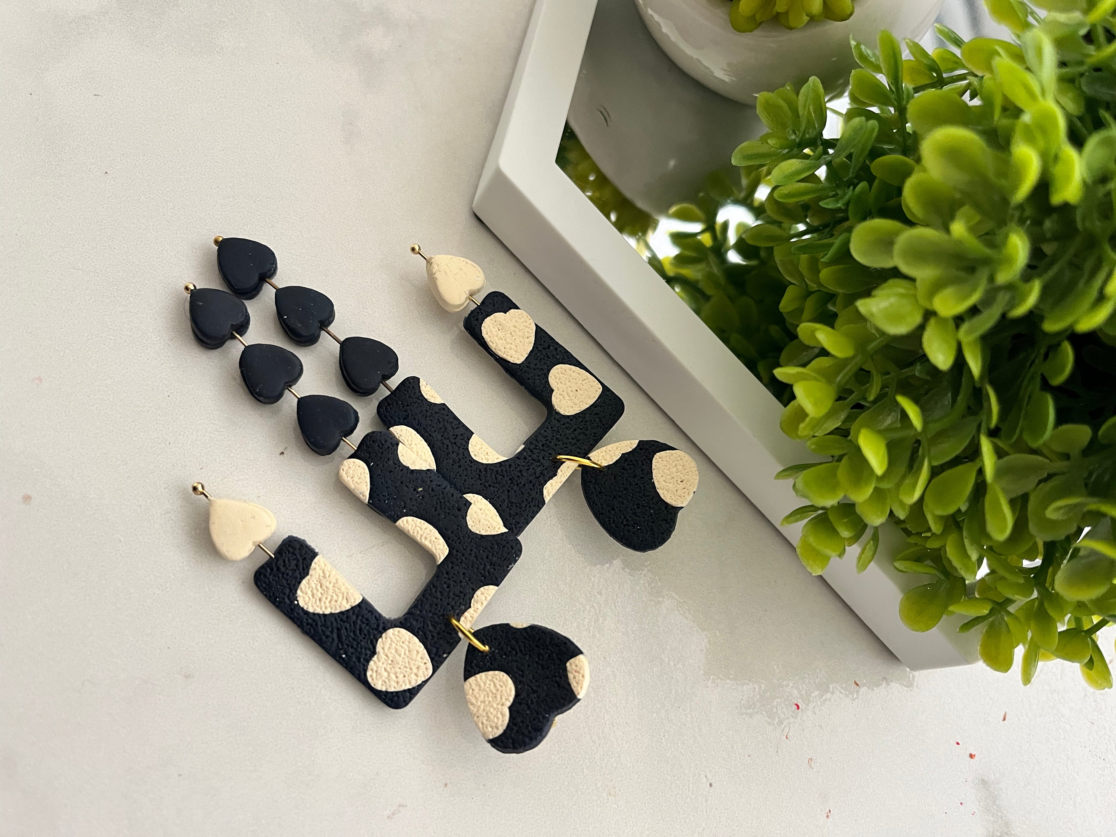 Maven HEART EARRINGS
