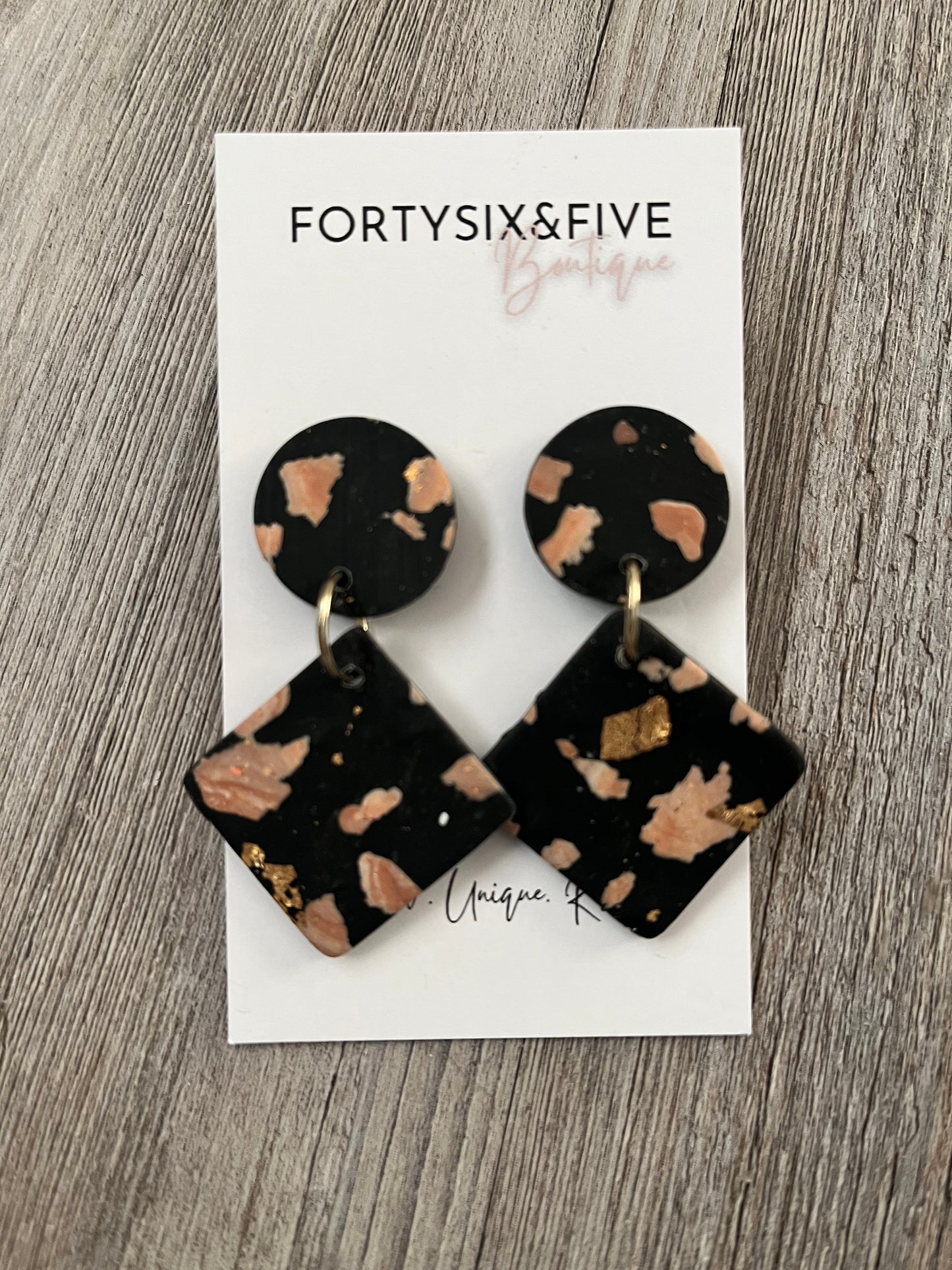 Black Confetti Dangle earrings 1955