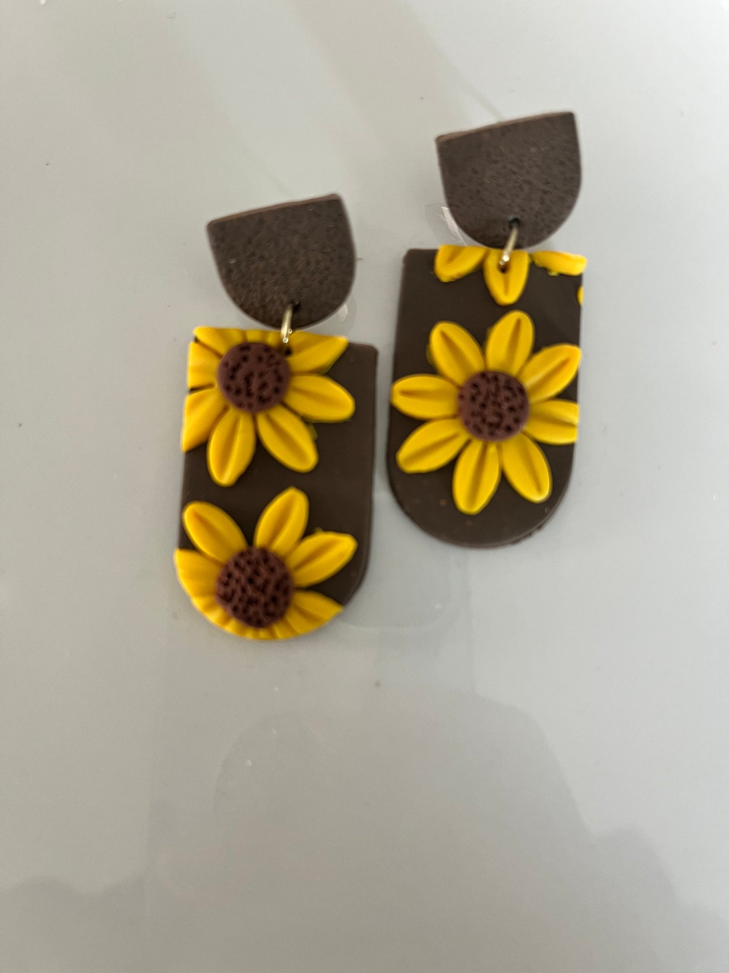 Brown sunflower Fall Earrings  1955